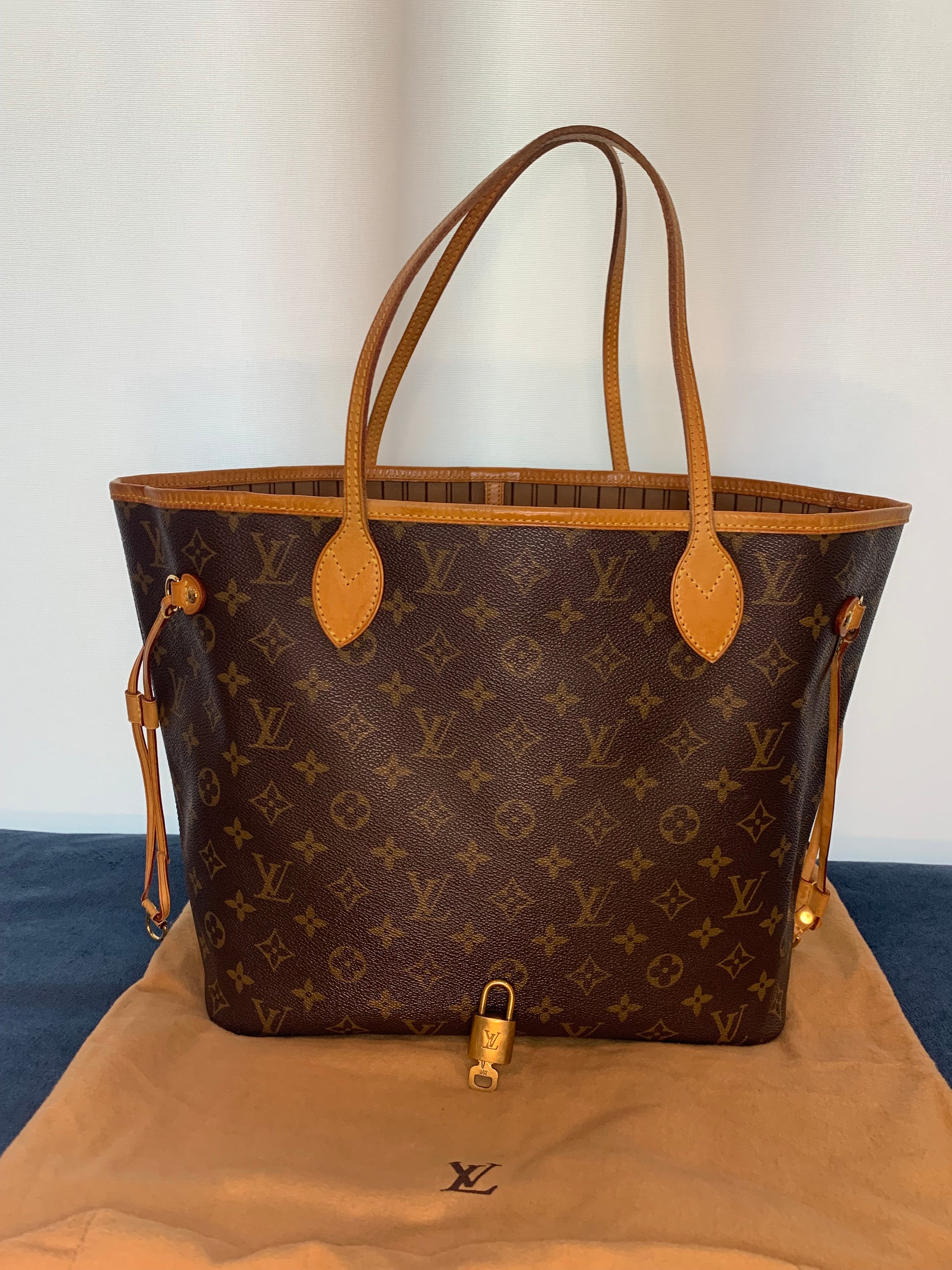 Authentic Louis Vuitton Neverfull MM Monogram Tote Bag Travel Purse + –  Haus of Luxury